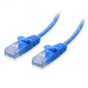 Câble de raccordement réseau Ethernet mince non blindé (UTP) sans accroc Cat5e, PVC bleu, 10 m (32,81 pieds)