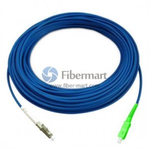 Cable de conexión blindado monomodo 9/125 simplex LC/UPC a SC/APC