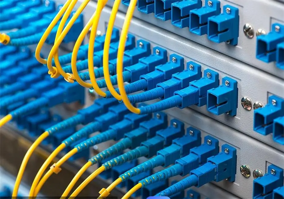 ¿Qué es la red óptica pasiva (PON) y cómo revoluciona la conectividad de banda ancha?